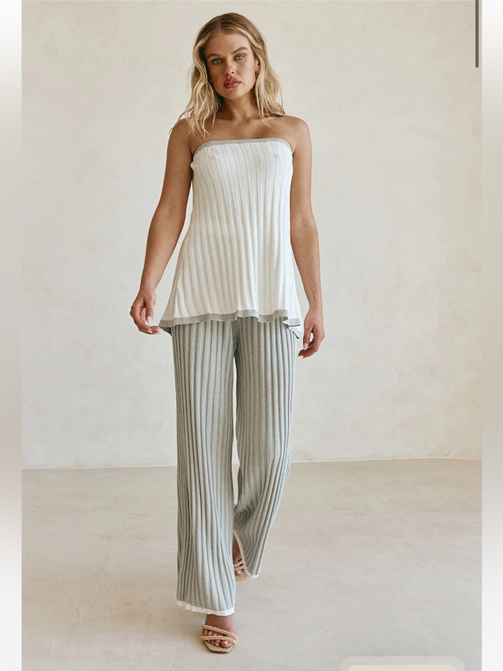 NWT! SABO Winnie setTwo-Tone Pleated Skirt/Layered Piece in White and Light Gray